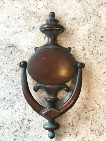 LARGE 9" ANTIQUE 1898 VICTORIAN RUSSELL & ERWIN BRONZE URN TORCHIERE DOORKNOCKER Cover