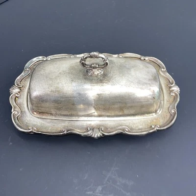 Prato de manteiga vintage ornamentado folheado a prata - Imagem 1 de 4