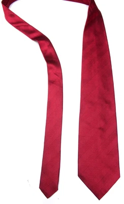 1261) NICOLA FERRI MILANO MEN'S TIE 100%  SILK  MADE IN ITALY - Image 1 of 3