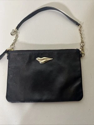 Mini Cartera DVF Diane Von Furstenberg Labios Emblema Dorado Cuero Negro Foto 1 de 4