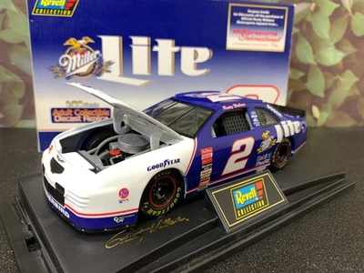 Ford Thunderbird 1997 Revell Rusty Wallace #2 Miller Lite 1:24 Foto 1 de 4