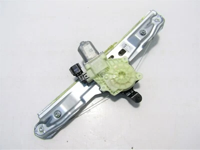 FORD FOCUS MK3 2015-18 NEARSIDE REAR WINDOW MOTOR & REGULATOR (5 DR HBK)   P5353 - Image 1 of 4