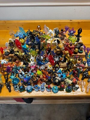 Low Price Skylanders Trap Team | Nearly All Characters | Free Shipping $30+ - Image 1 of 2