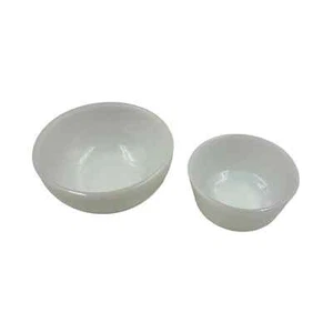 Juego de cuencos de vidrio con leche blanca Fire King Vintage Anchor Hocking seguro para horno 6 oz y 3 oz - Imagen 1 de 8