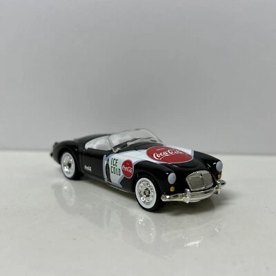1960 60 MG MGA 1600 Collectible 1/64 Scale Diecast Diorama Model - Image 1 of 4