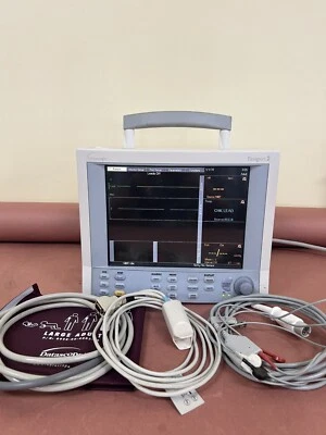 Monitor médico de paciente multiparamétrico Datascope Passport 2 con accesorios Foto 1 de 4
