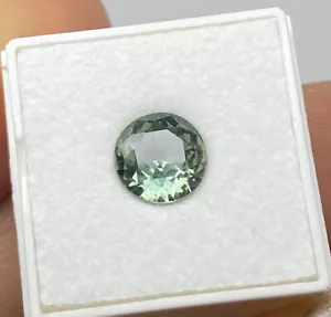 Facettierter Saphir (0.86ct.) Faceted Songea Sapphire , Tansania - Bild 1 von 3