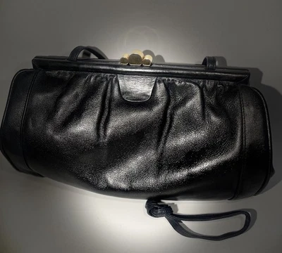 Susan Gail Blk Bellido Leather Vintage Shoulder Bag Gold Lock Purse 13”x7” - Image 1 of 4