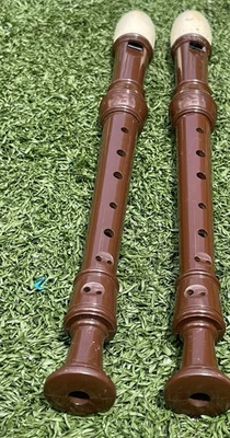 Pair of Vintage Dolmetsch International Descant Recorders Brown & Ivory 12 Engla - Image 1 of 3