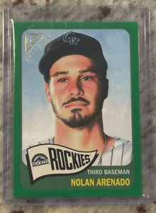 Topps Gallery 2019 - Heritage Nolan Arenado #HT-11 verde/250 - Imagen 1 de 2