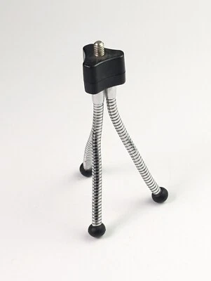 Mini Tabletop Flexible Metallic Tripod 11cm - Imagen 1 de 4