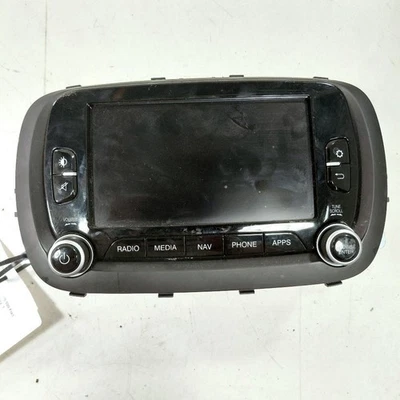 Pantalla Fiat 500 {6434CBE2812} 2016 2017 2018 Foto 1 de 4