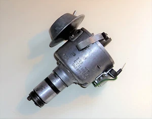 VW Bus T2 Bulli orig. Bosch 0231168015 043905202L Zündverteiler distribuitor - Picture 1 of 3