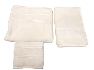Martha Stewart Collection Spa 100% Cotton Bath, Hand Towels and Tub Mat -Vanilla - Picture 1 of 7