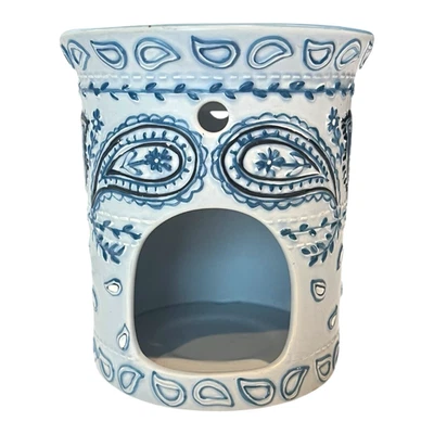 Yankee Candle Blue White Paisley Print Wax Warmer Tea Lite - Image 1 of 4
