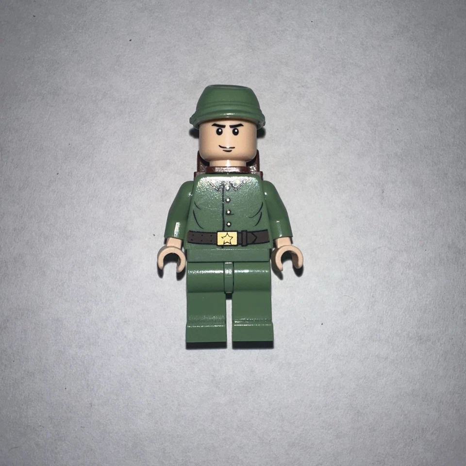 Lego Indiana Jones Guardia Rusa Guardia Rusa 2 IAJ017 Minifigura Foto 1 de 2
