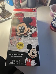 DISNEY MICKEY MOUSE LATCH HOOK KITS 12 x 12 DIMENSIONS CRAFT NEW SEALED - Picture 1 of 2