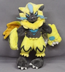 Pokemon Center Original Relleno Pokemon Posando Zeraora 17.5×14×5.5cm - Imagen 1 de 5
