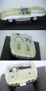AUTOart Chevrolet Corvette Stingray 1959 Argento 1/18 71000 21 - Foto 1 di 1