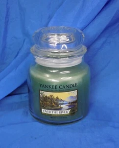 YANKEE CANDLE 'OVER THE RIVER' 14.5oz Wide White Label Single Wick in Jar w/ Lid - Picture 1 of 6