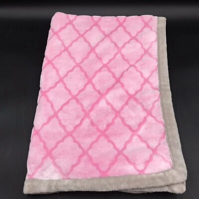Manta bebé Bananafish celosía diamante en relieve rosa gris ribete Foto 1 de 4