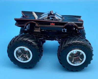 Monster Jam Monster Truck Batman 1:64 2024 Foto 1 de 4