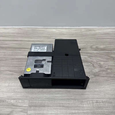 AUDI A4 A5 Q5 S4 S5 SQ5 Q7 AMI 2009-2017 CONTROL DE INTERFAZ DE MÚSICA OEM 8T0035785A Foto 1 de 4