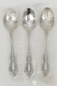 NOS UNUSED Set 3 Oneida RAPHAEL Distinction Deluxe Stainless HH Oval Soup Spoons - Picture 1 of 3