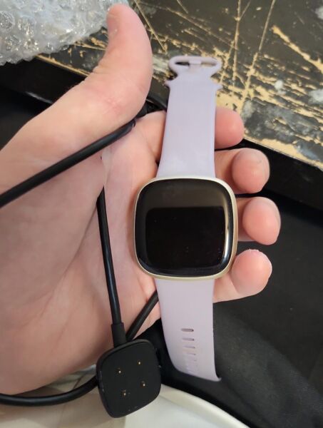 Fitbit Versa 3 Activity Tracker Smartwatch