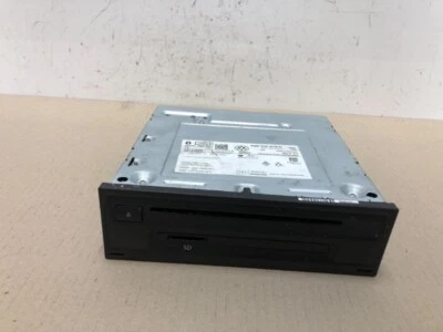 NAVIGATIONSSYSTEM Volkswagen Touran (5T1) MPV 2.0 TDI 150 (DTSB) 2017 3Q0035819C - Image 1 of 4