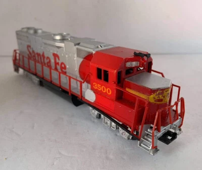 Life-Like HO #3500 Santa Fe GP Diesel Locomotive Powered Not Run Broken - Image 1 of 4