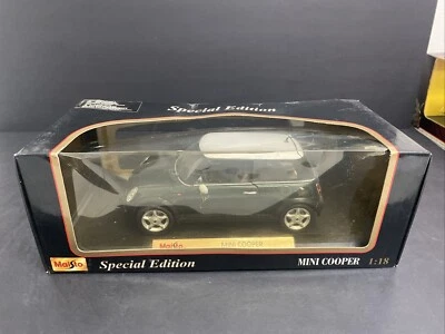 . Maisto Dark Green Mini Cooper Special Edition 1/18 - Image 1 of 3