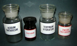 4 ANTIGUAS FARMACIA BOTICARIO BOTELLA VIDRIO FRASCO ESMALTE ETIQUETA PROCAINUM - Imagen 1 de 4