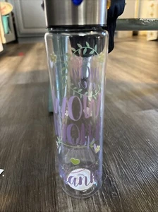 Crafted Bottle For Your Drinks Made It For All The Moms Out There - Picture 1 of 6