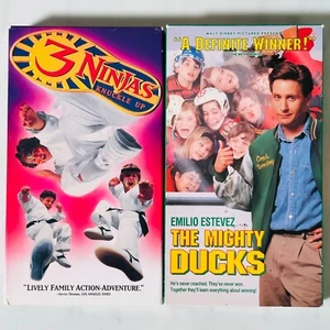 VHS Lot of 2 - The Mighty Ducks - 3 Ninjas : Knuckle Up - Picture 1 of 5