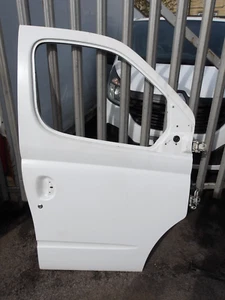 LDV V80 O/S FRONT DOOR 2015 - 2019 SAIC DRIVERS WHITE - Picture 1 of 7