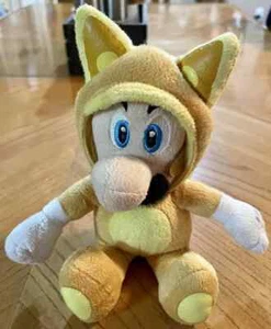 Super Mario 3D Land Plush Sanei LUIGI Kitsune Fox 9” Nintendo Toy Japan M8 - Picture 1 of 5