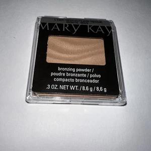 Mary Kay Bronzing Powder Medium-Dark #069077 .3oz - Picture 1 of 3