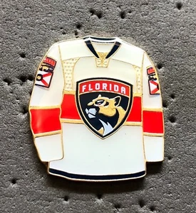 Florida Panthers White Jersey NHL Hockey Pin - Imagen 1 de 1