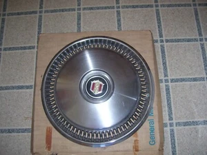 NOS 74-75 Chevrolet Malibu Classic 14" Wheel Cover/Hub Cap GM 345914 - Picture 1 of 3