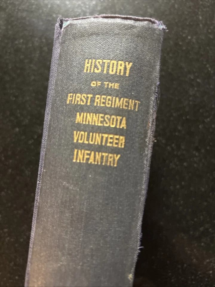 Livro História do Primeiro Regimento de Infantaria Voluntária 1916 1861-1864  - Imagem 1 de 4