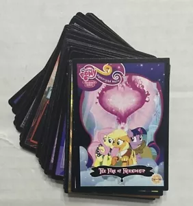 My Little Pony Serie 2 - Hasbro 2013 - ""Das Feuer der Freundschaft"" - Menge 50 Karten - Bild 1 von 11