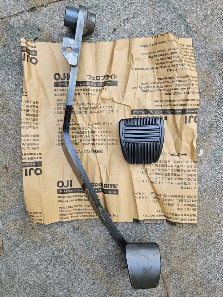 Lexus SC300 SC400 Manual Brake Pedal OEM Pedal Pad NEW Toyota part clutch - Image 1 of 4