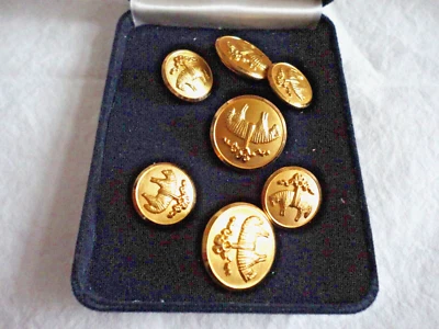 BROOKS BROTHERS Sheep Gold Set 20mm & 15mm box Blazer Jacket Replacement Buttons - Image 1 of 4