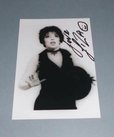 Liza Minnelli Autograph Signed 6X4 Photo Cover