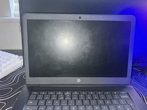 Chrome Book Laptop - Picture 1 of 5