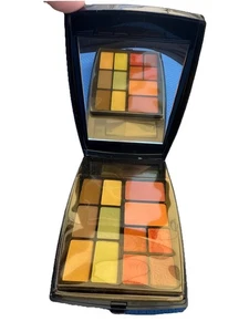 Avon All Over Color Makeup Palette - Picture 1 of 2