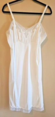 Vestido sin tirantes completo vintage Sears para mujer 38 correa de nailon ajusta lencería años 80 marfil Foto 1 de 4