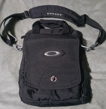 oakley men's vertical 2.0 messenger bag