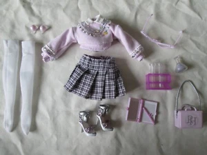 Lilac Lane Rainbow High Fashion Puppe Outfit kariert Wissenschaftler Reagenzgläser Flachmann Tasche - Bild 1 von 13